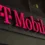 Mujer acusa a T-Mobile de mentirle sobre los costos del plan telefónico