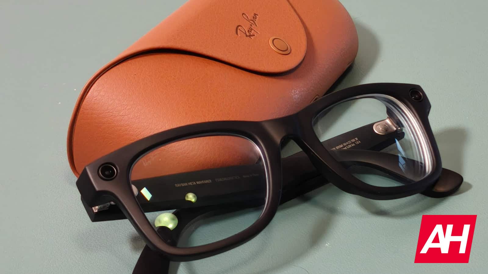 Las gafas inteligentes Ray-Ban de Meta podrían exhibirse el próximo año